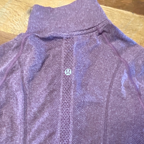 Lululemon Swiftly Quarter Zip, Size 4 - Picture 7 of 9